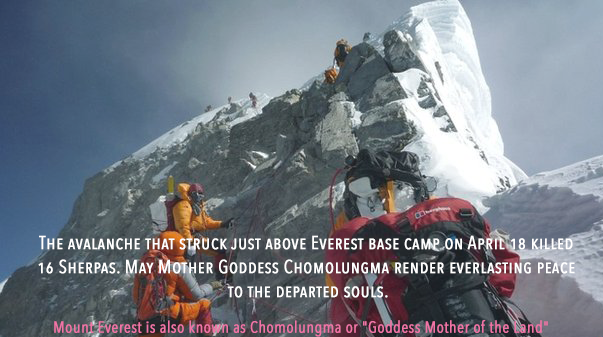 The avalanche that struck above Everest base camp killed 16 Sherpas #RIP